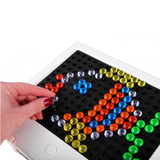 LED mozaiková doska s farebnými hríbikmi