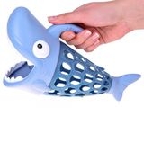 Hra - Chytanie rybiek košíkom v tvare žraloka