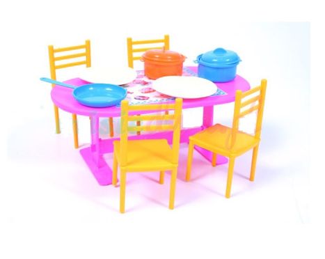 Stôl pre bábiky
